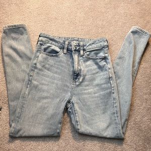American eagle light denim jeans Next Level Stretch